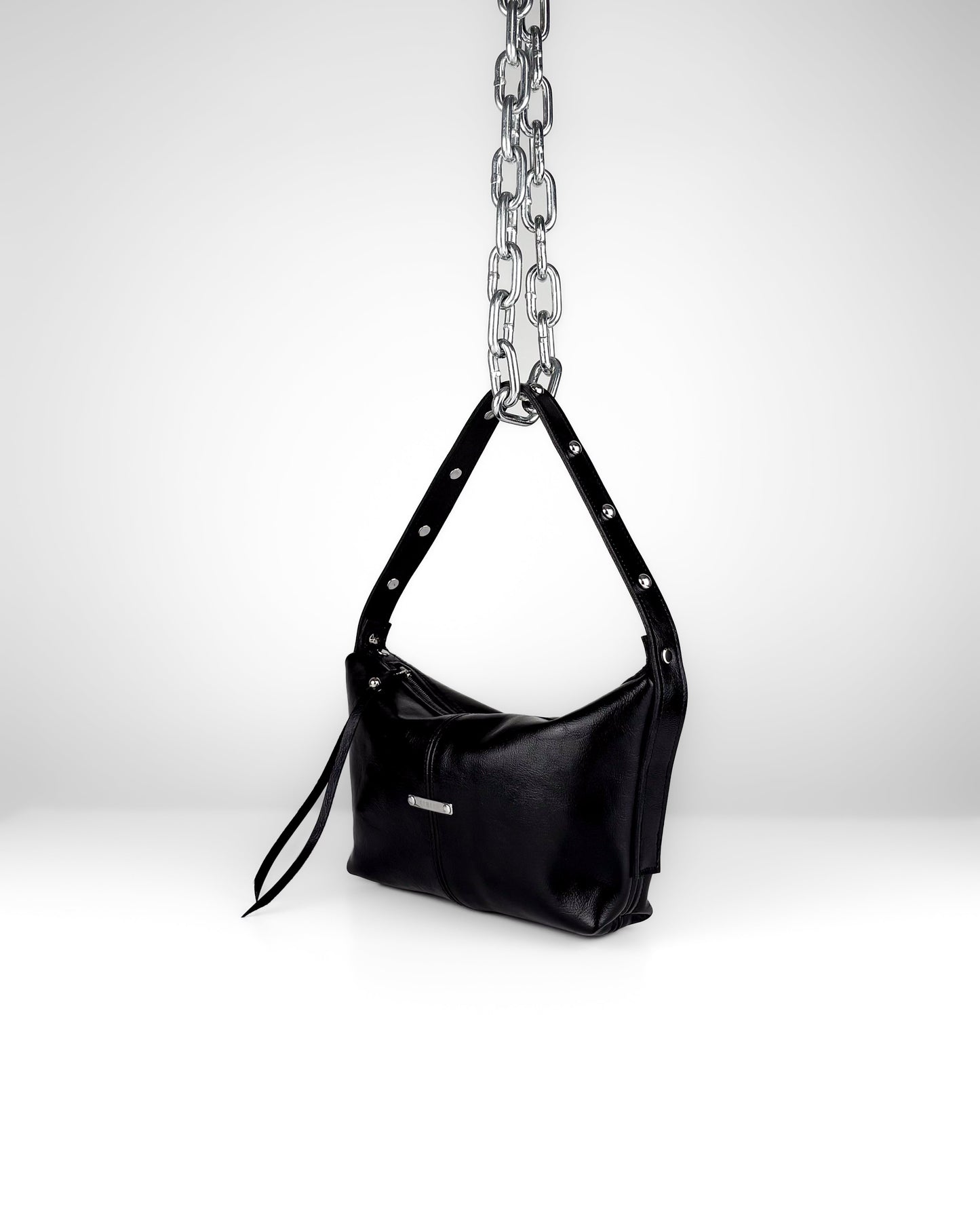 BLACK DOME BAGUETTE