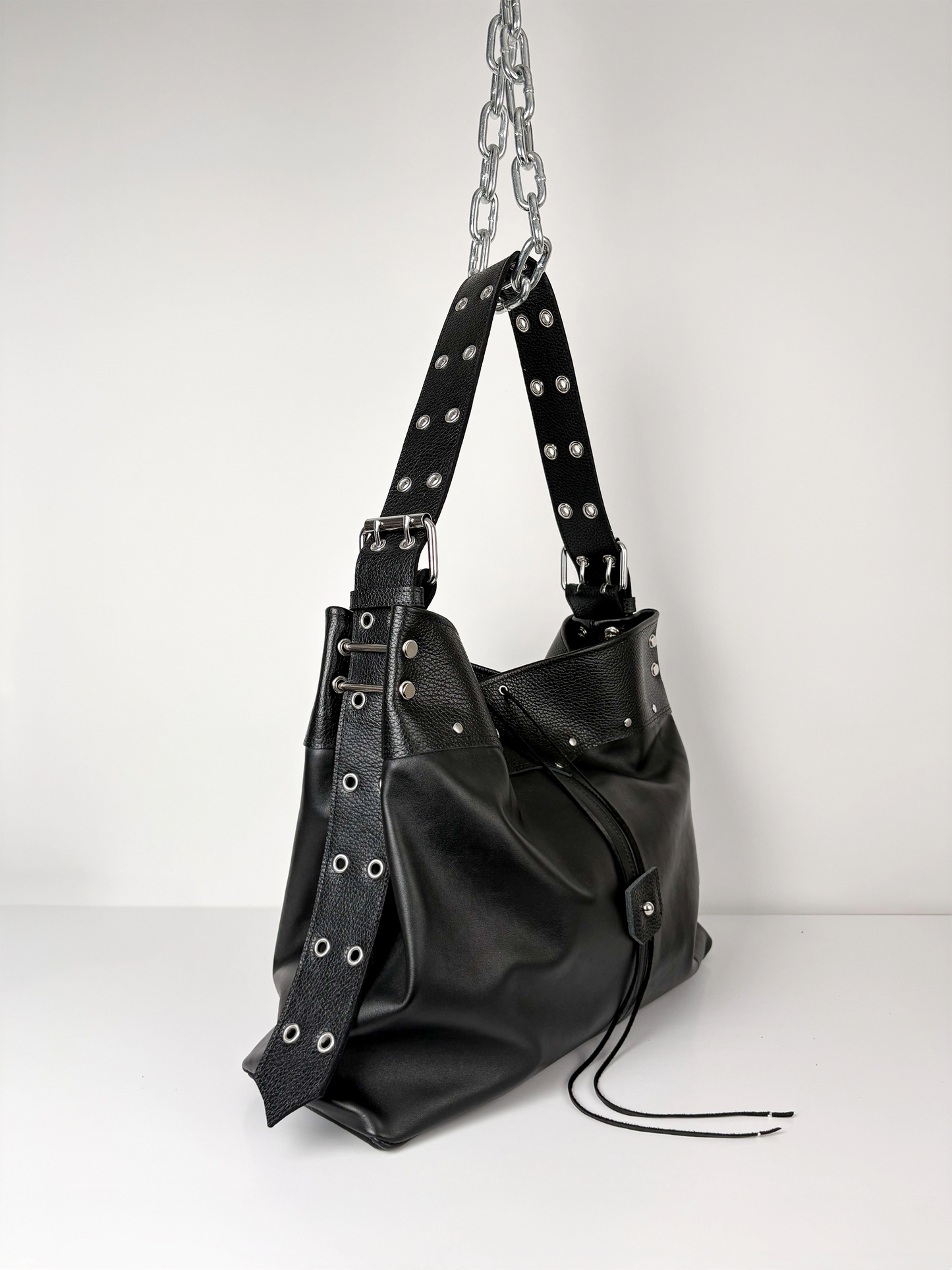 0.75 BLACK TRAVELLER
