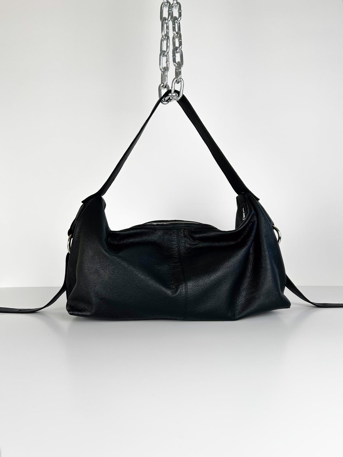 BLACK NO. 5 – ROOM4044
