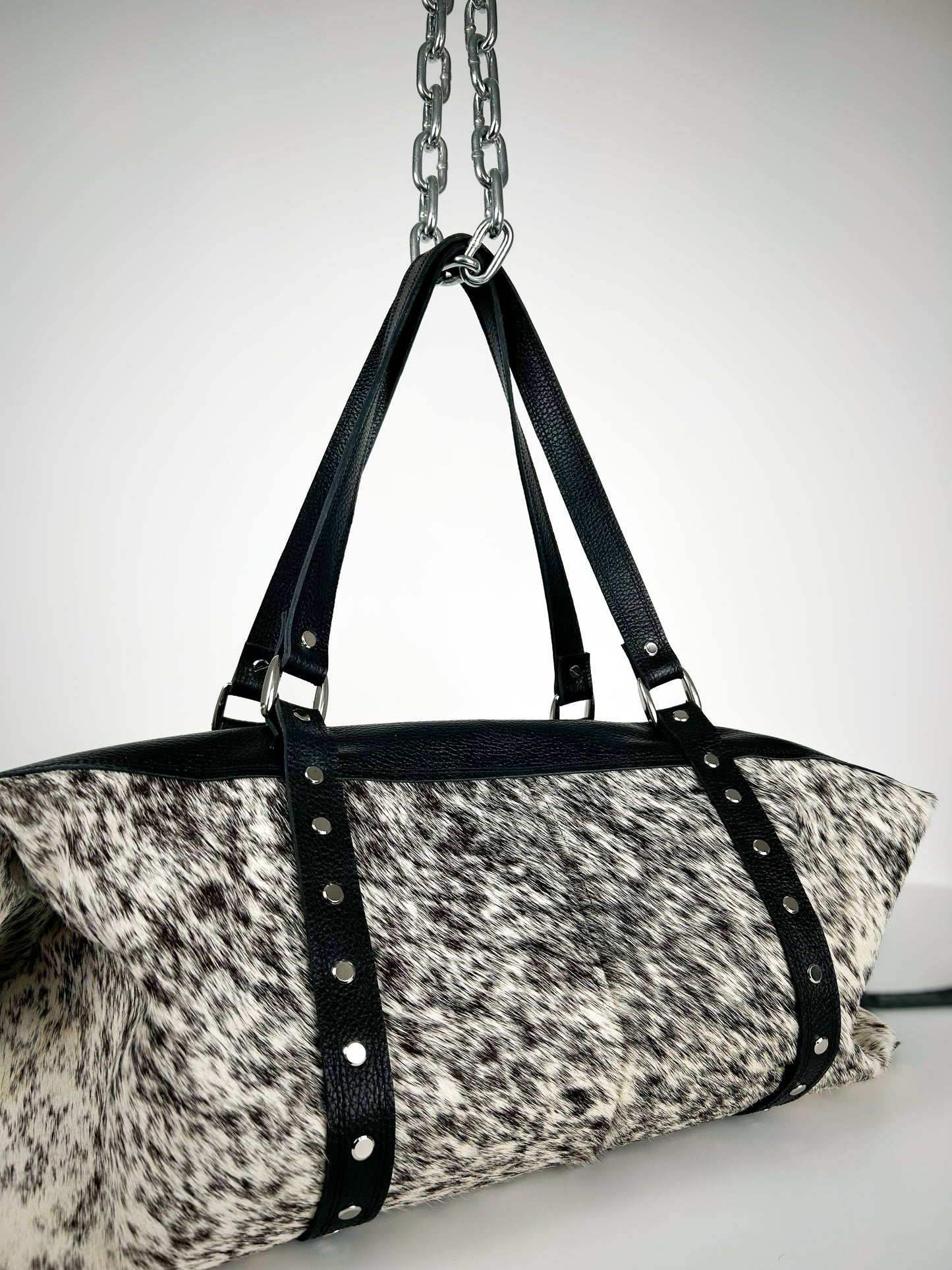 SALT & PEPPER COWHIDE TRAVEL BAG