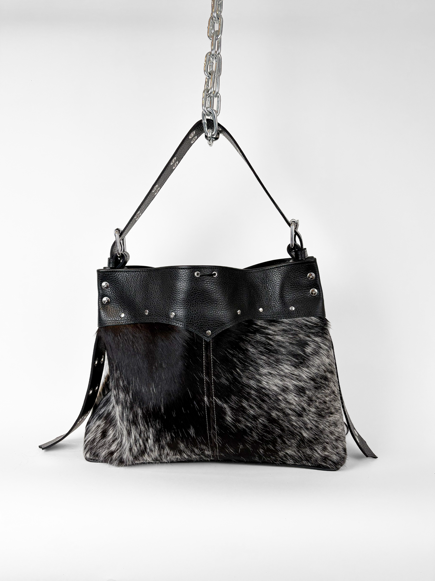 0.75 COWHIDE TRAVELLER